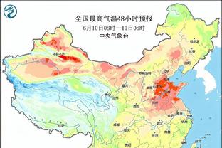 很急啊！下半场快开始，梅西小跑进球场